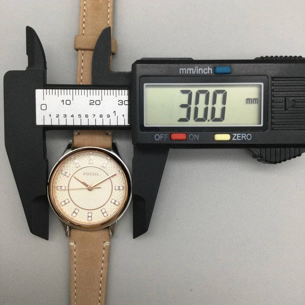Fossil Womens Watch 30mm Cream Dial Beige Leather Crystals BQ1576 New Battery